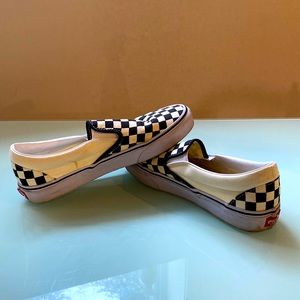 Vans unisex Slip on Core classic shoes